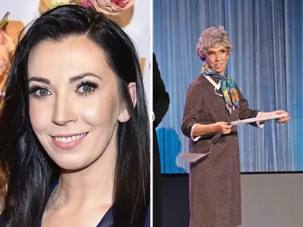 Dwie kobiety: jedna z czarnymi włosami i niebieskimi oczami, druga przebrana za starszą panią.